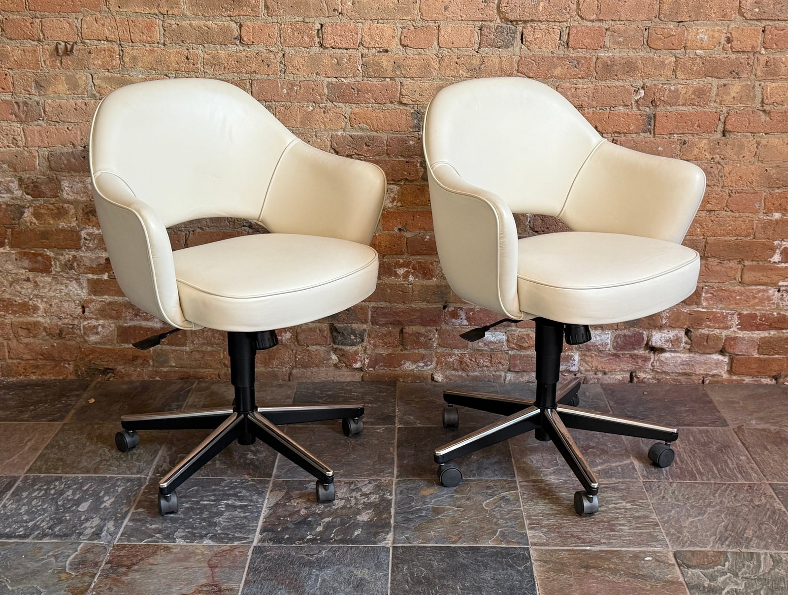 EERO SAARINEN (Finnish-American, 1910-1961) for KNOLL "Executive" Desk Chair, Pair (1 of 6)