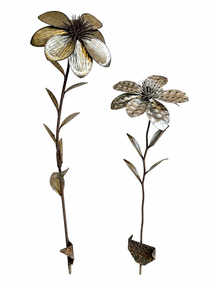Two Large Gothic Metalwork Flower Garden Sculptures (1 of 6)
