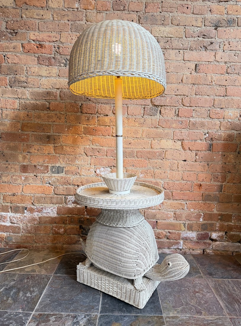 Mid Century Wicker Turtle Table Lamp - 2