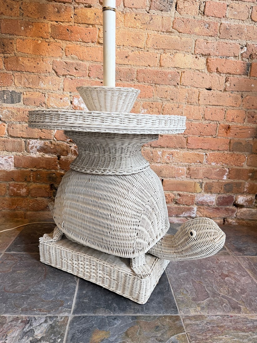 Mid Century Wicker Turtle Table Lamp - 3