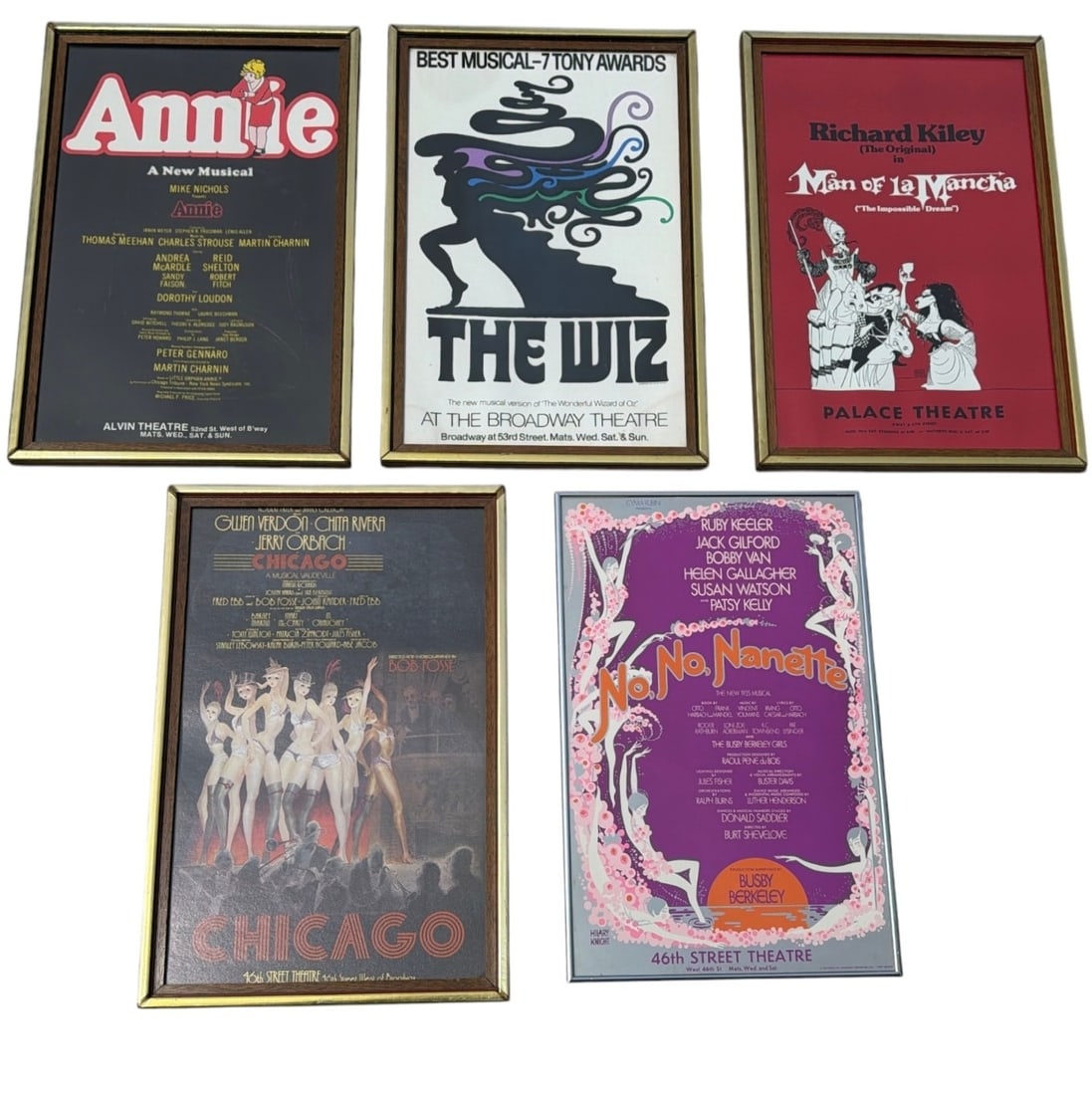 Five Broadway Framed Playbills, The Wiz, Annie, Chicago: Annie is largest framed at 23.5 x 15.5, sight is 21.25 x 13.25.
