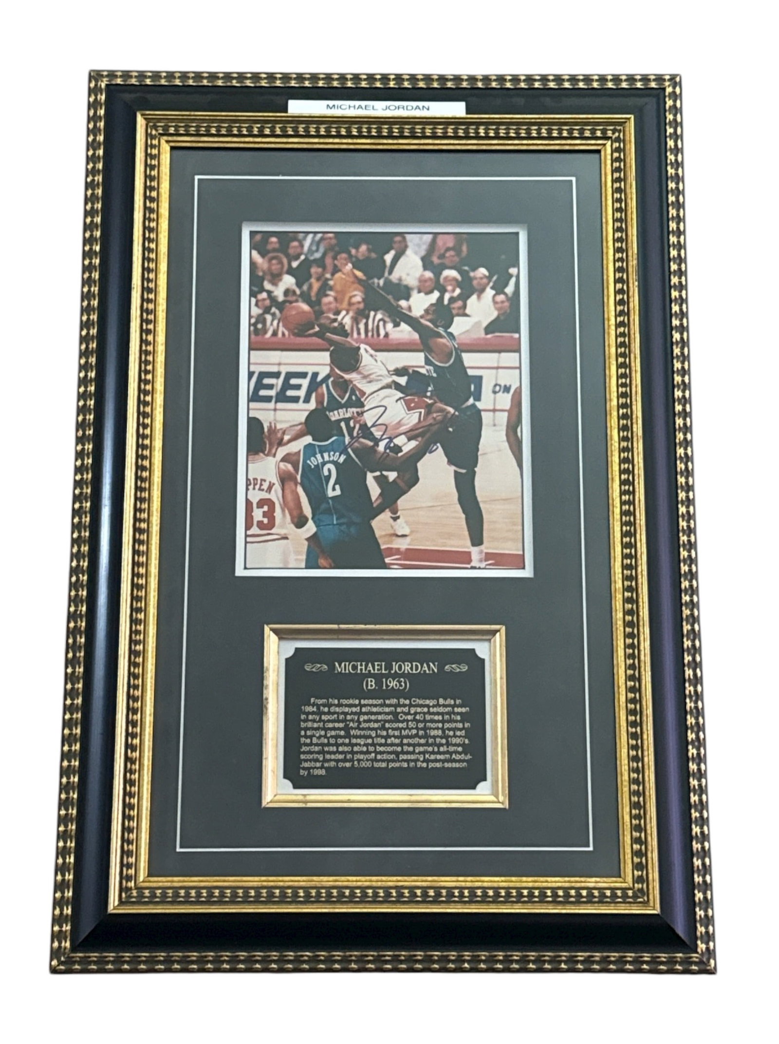 Chicago Bulls MICHAEL JORDAN Autographed Photograph, Plaque (1 of 4)