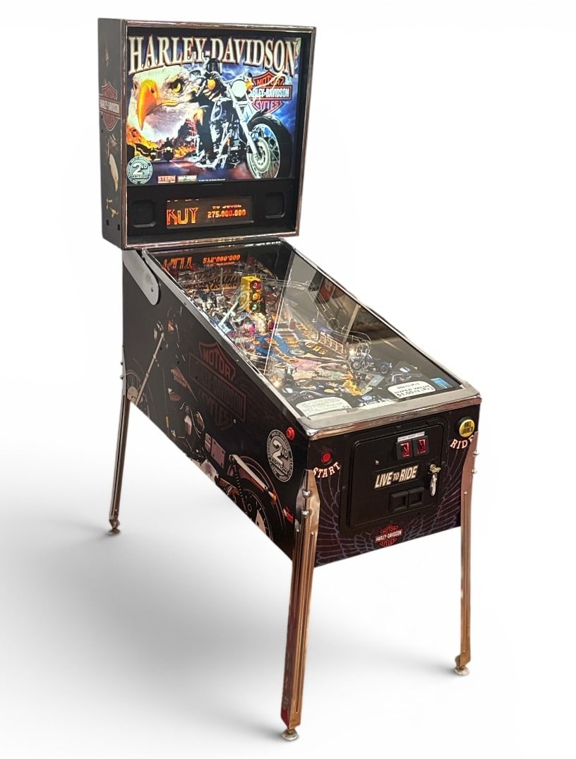 HARLEY DAVIDSON 2nd Edition STERN Pinball Machine (1 of 11)