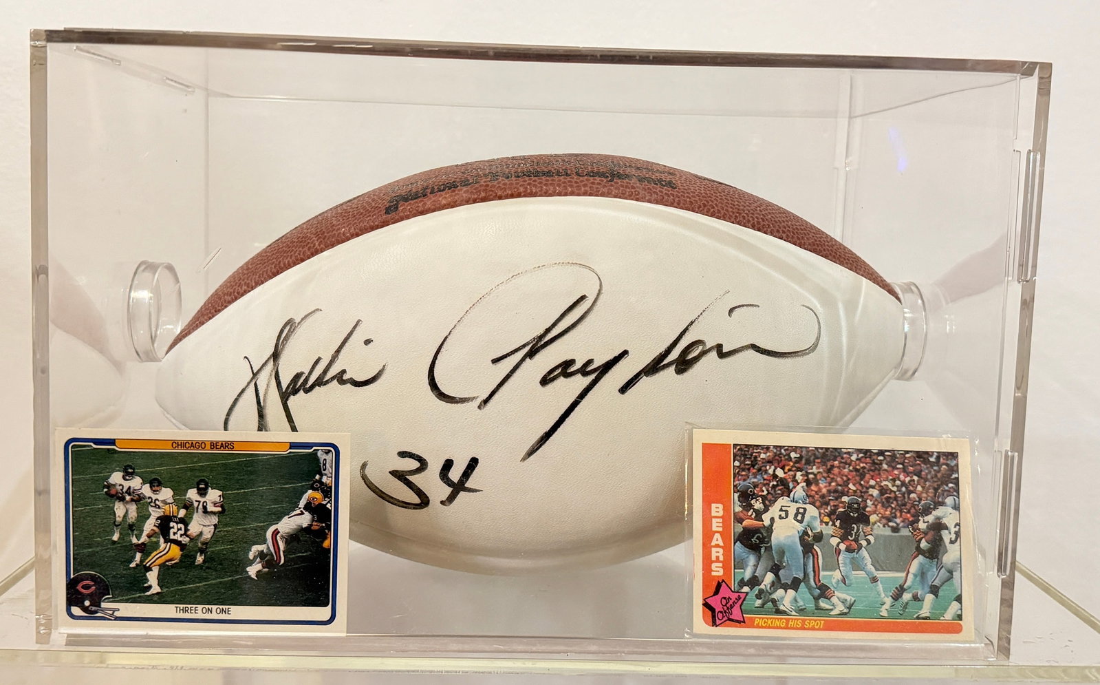 Autographed WALTER PAYTON Chicago Bears Football (1 of 6)