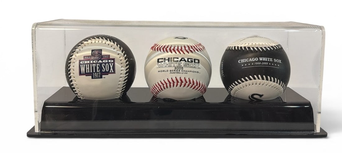 Three CHICAGO WHITE SOX 2005 World Series Baseballs (1 of 3)