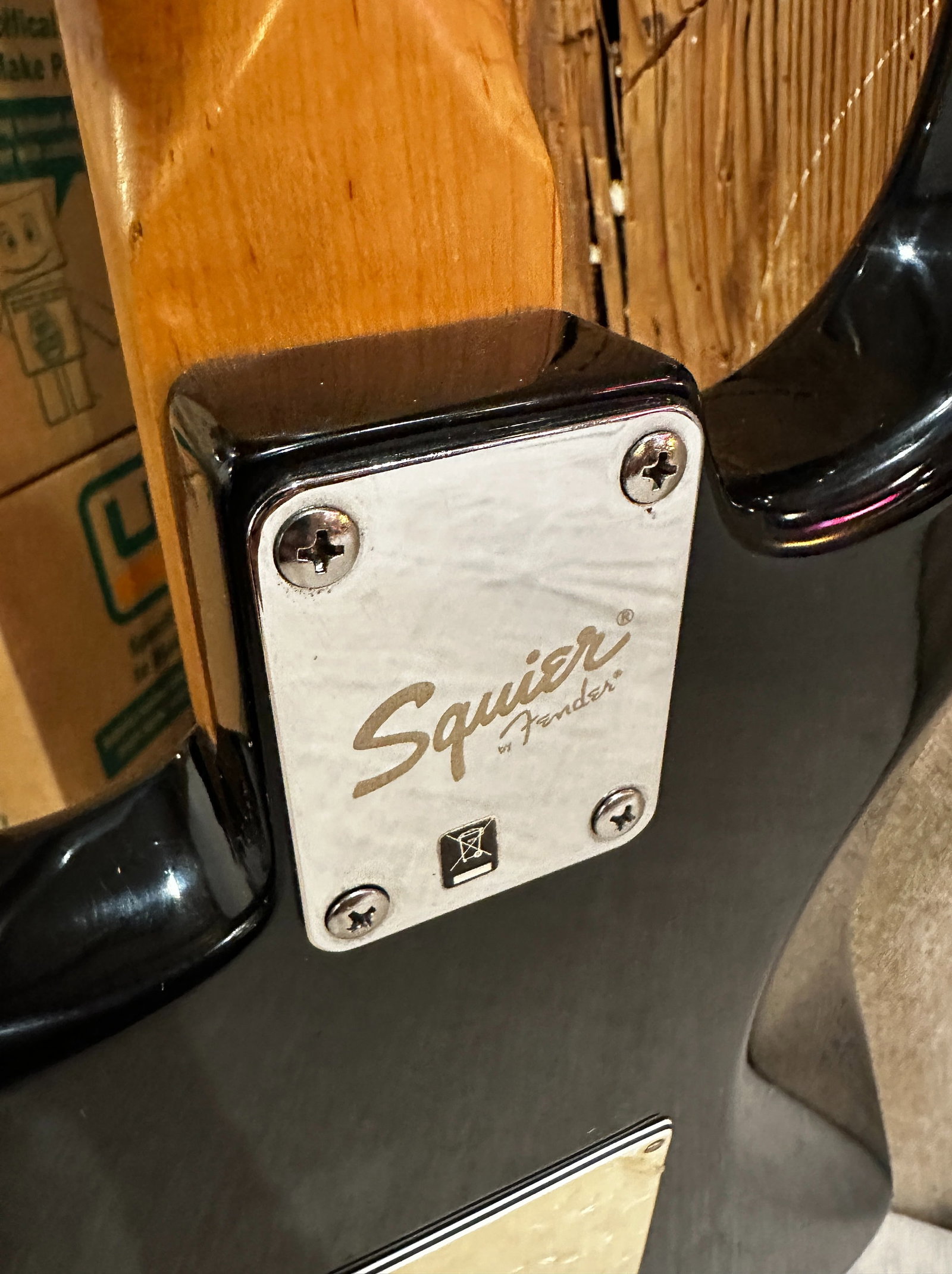 FENDER Squire Stratocaster - 3