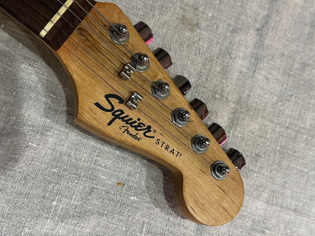 FENDER Squire Stratocaster - 6