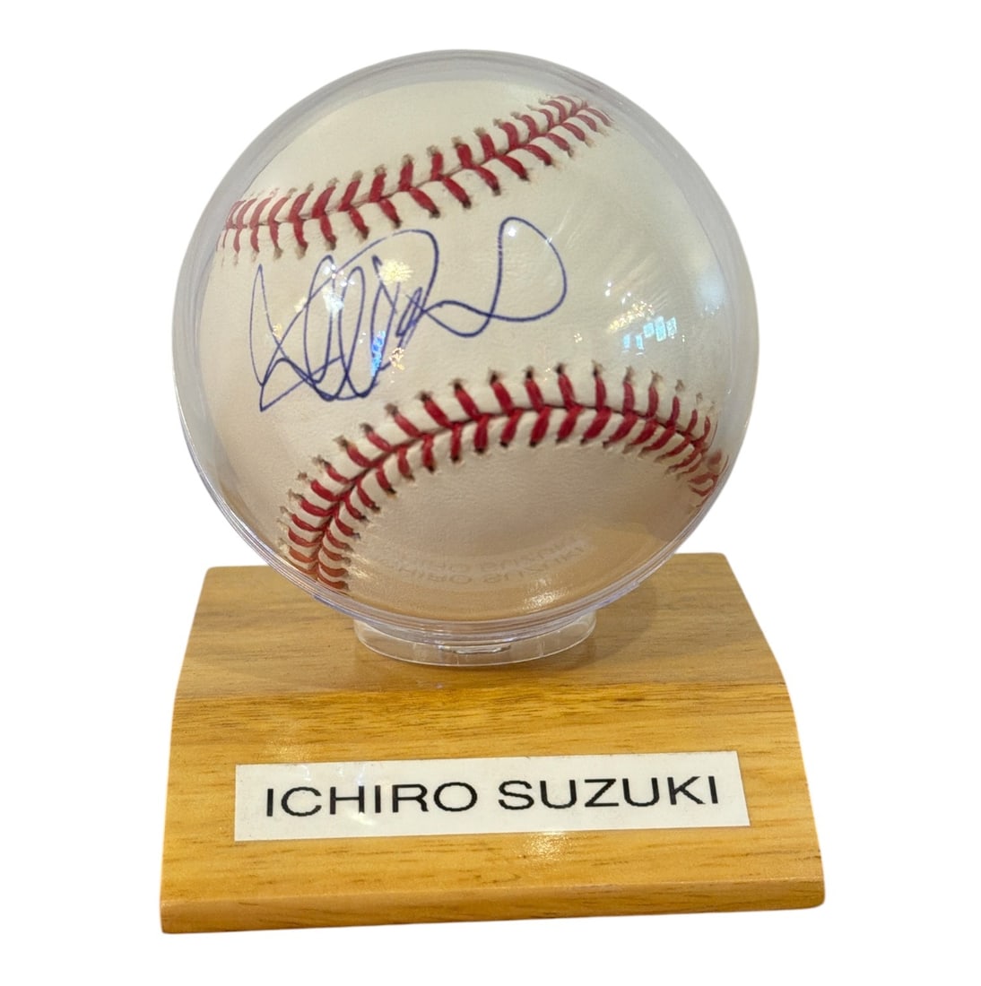 Autographed Authentic ICHIRO SUZUKI Baseball W/ COA: Retains holographic authentication sticker found in MLB database.