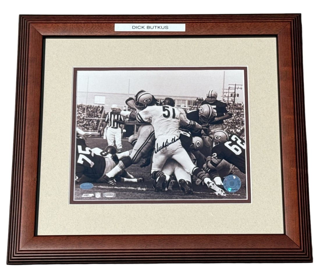 Dick Butkus Autograph Photograph, CHICAGO BEARS (1 of 4)