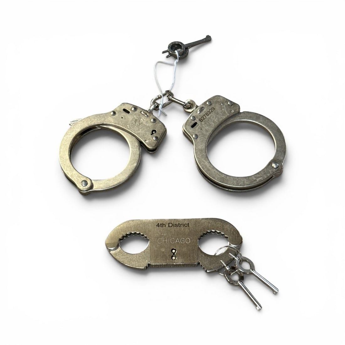 Chicago Police Handcuff and Thumb Cuff: Chicago 4th District thumb cuff.
