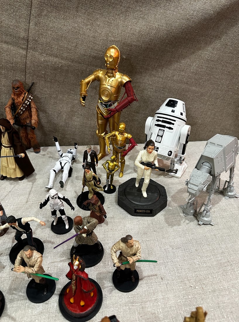 Collection STAR WARS Figures - 2
