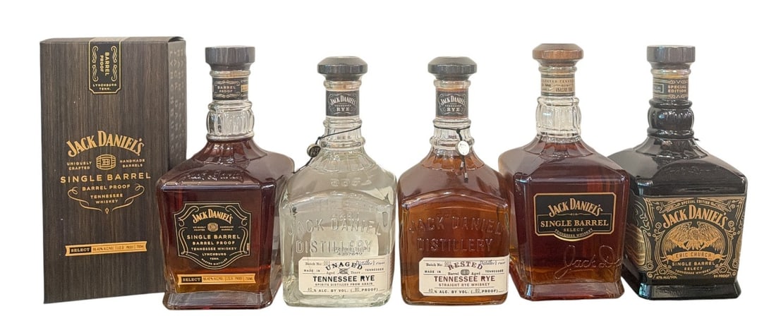 JACK DANIELS Single Barrel and Rye Tennessee Whiskey (1 of 4)