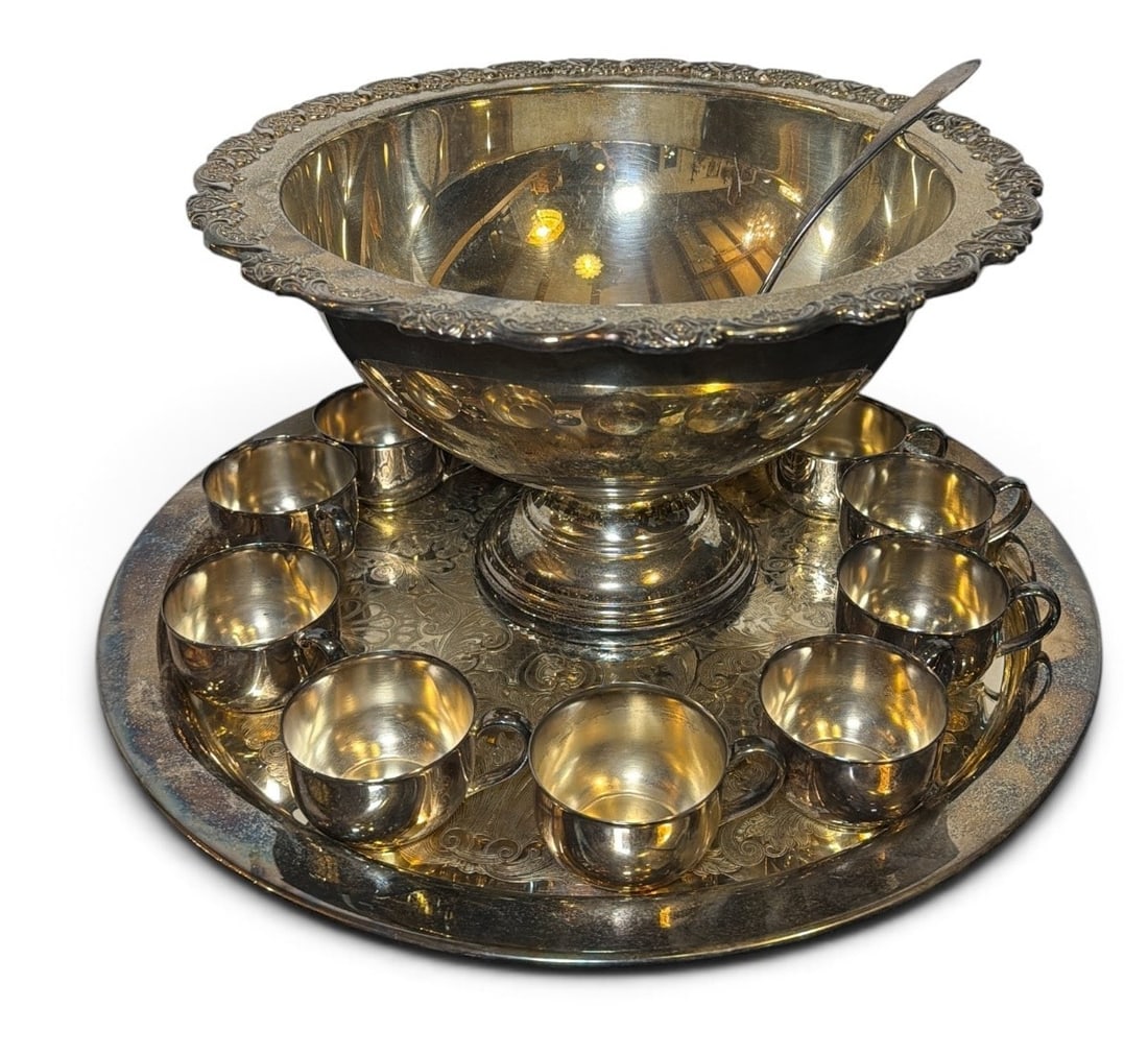 ONEIDA Silverplate Punch Bowl Seat (1 of 3)