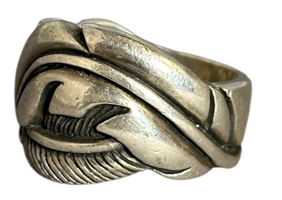 Heavy Sterling Silver Men's Southwest Ring: marked 925, 9.09 dwt.