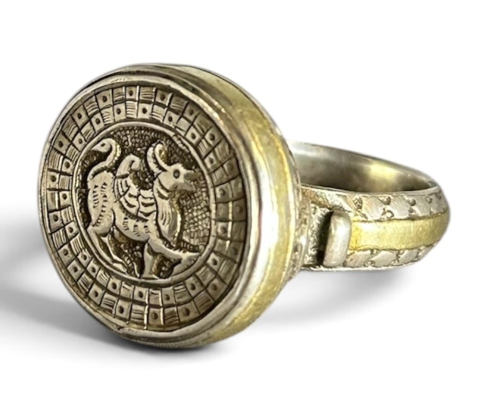 Antique Sterling Silver Mythological Creature Ring (1 of 4)