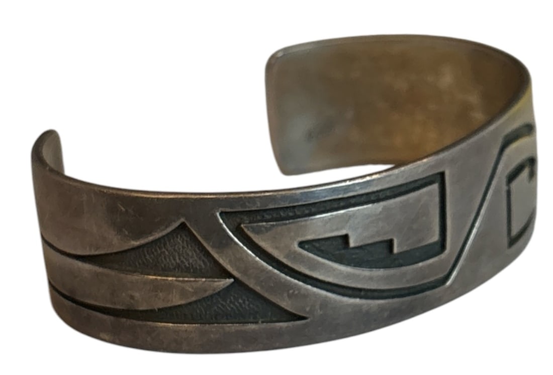 MANUEL HOYUNGOWA Sterling Silver Cuff Bracelet (HOPI 1953-2011): 2.75" opening x 2" wide, 25.4 dwt