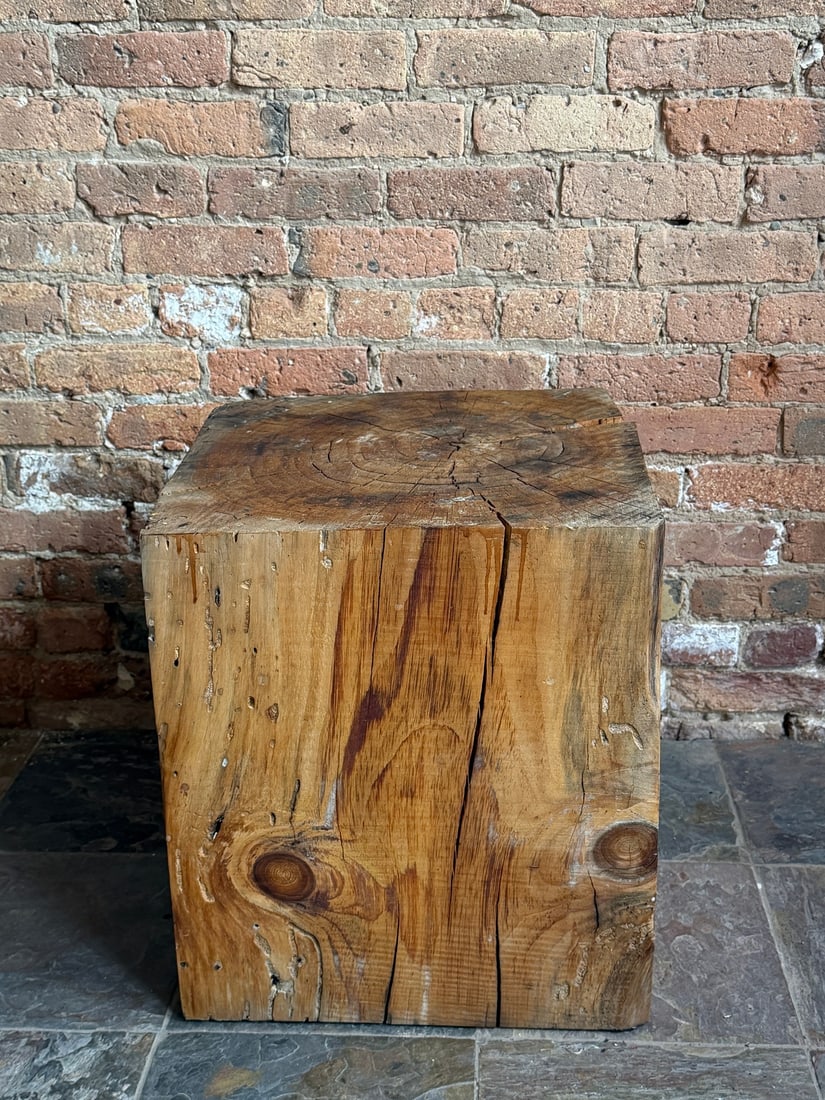 Brutalist Sculpted Oak Side Table - 3
