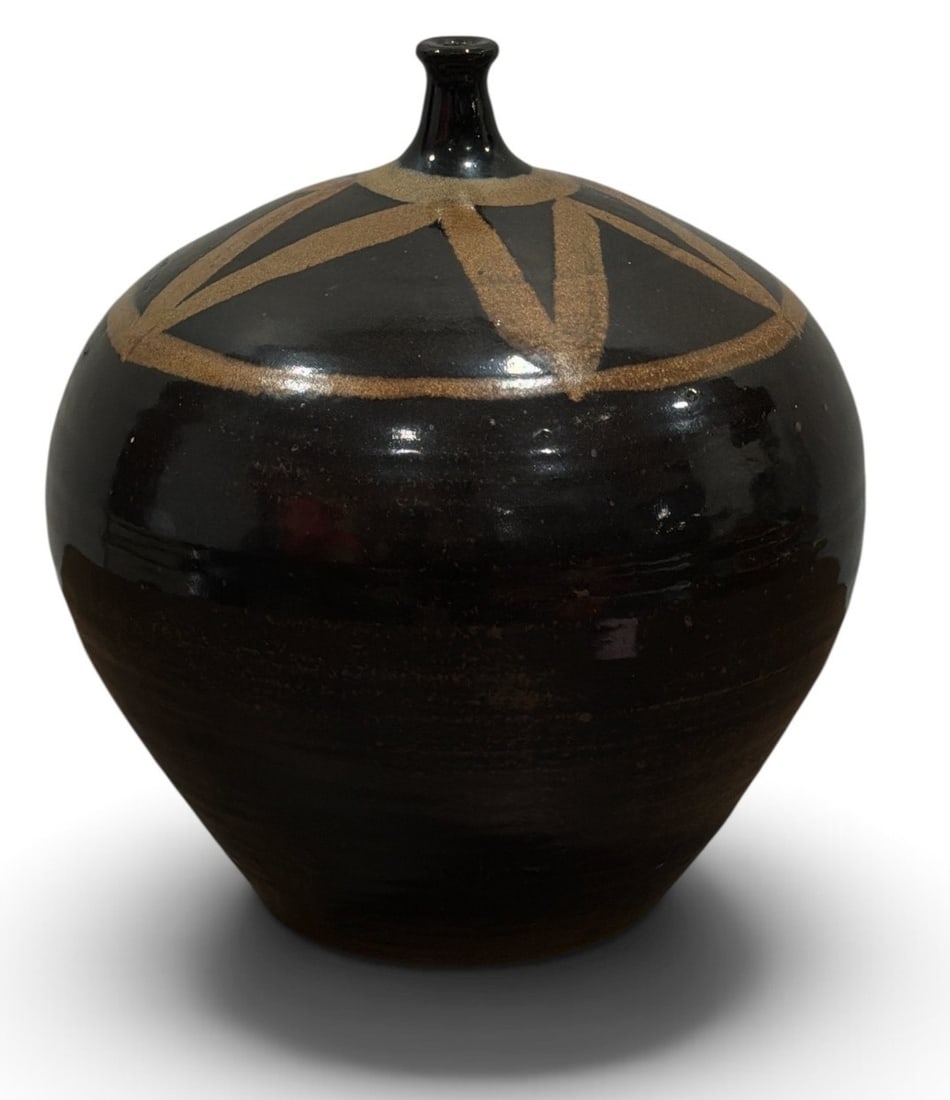 Attri. DAVID LEACH (British, 1911-2005) Ceramic Vessel: Measures 10" H x 9" overall diameter.