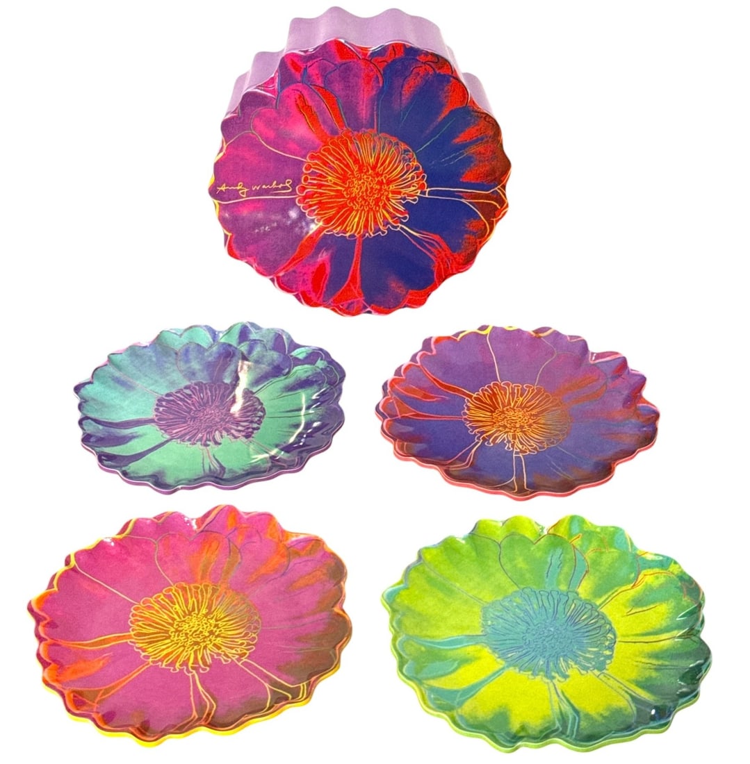 ANDY WARHOL Pop Art Melamine Floral Dessert Dishes: Includes original box and four plates. Plates have 5.5" diameter. Precidio Objects.