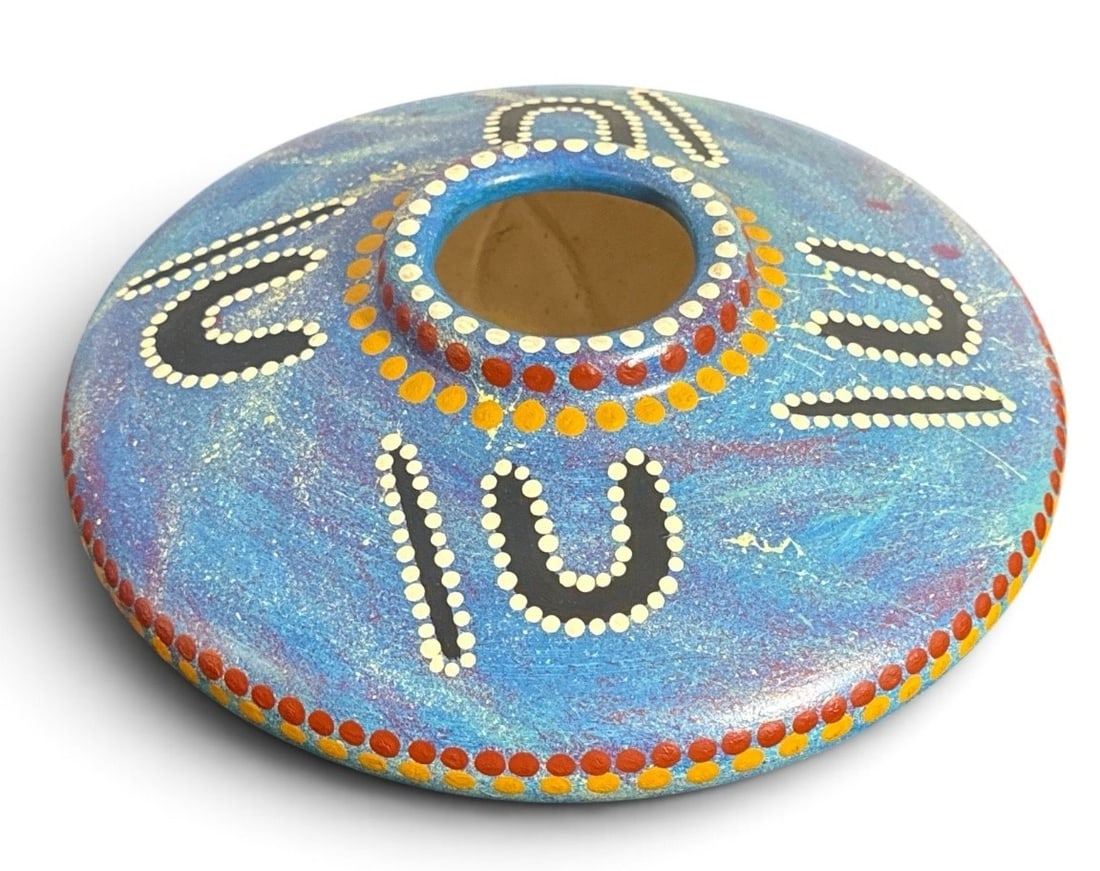 Aboriginal Vase, Australia (1 of 4)