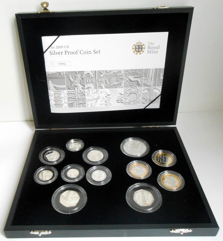 Royal Mint 2009 UK Silver Proof Coin Set (1 of 2)