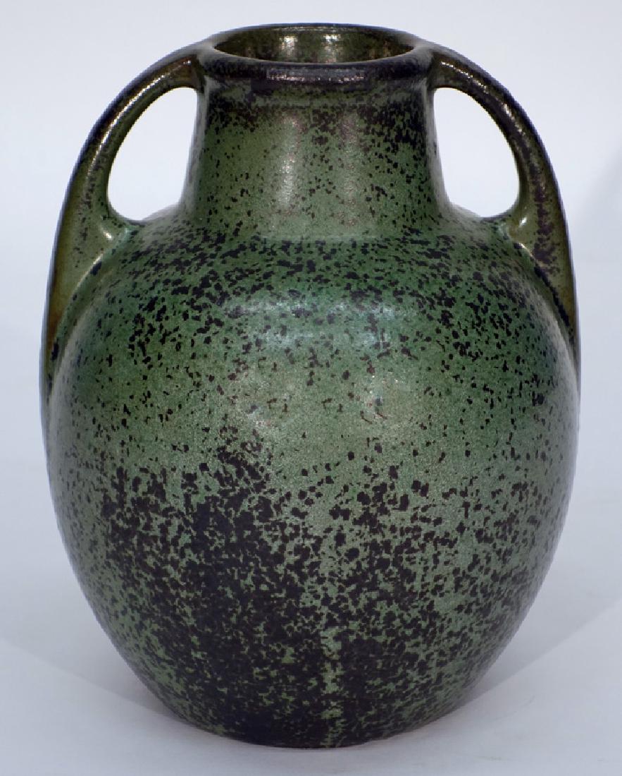 FULPER CRYSTALLINE VASE (1 of 3)