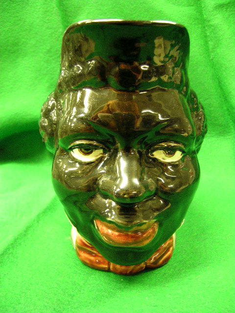 BLACK AMERICANA Sarreguemines Majolica Pitcher - 2