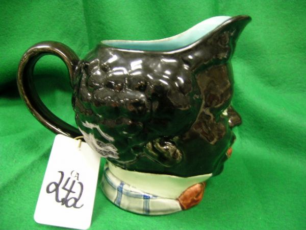 BLACK AMERICANA Sarreguemines Majolica Pitcher - 7