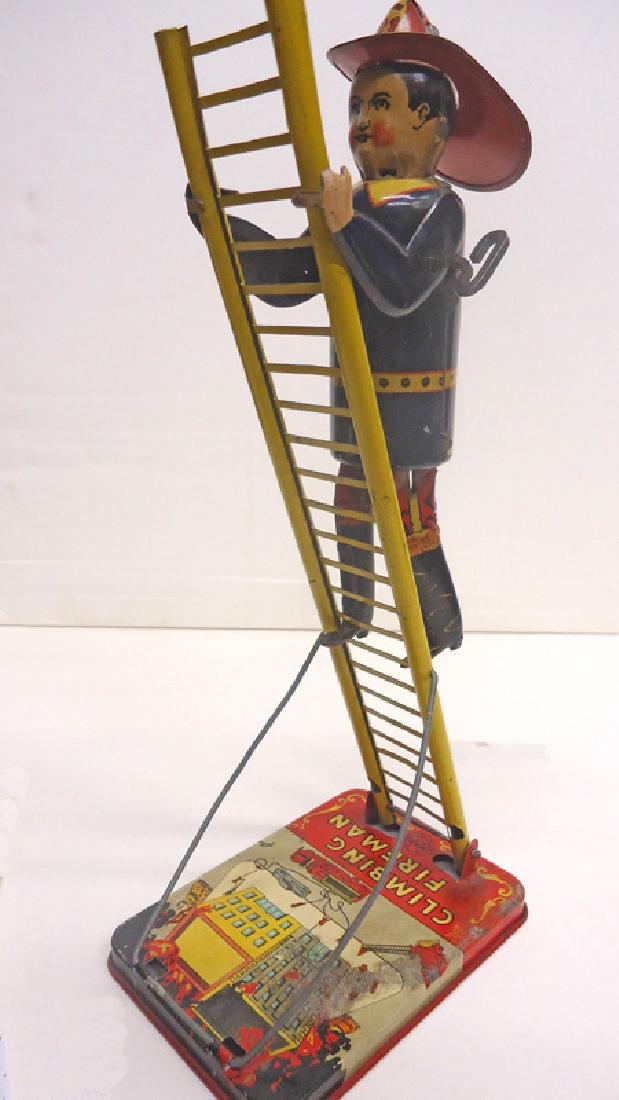 MARX CLIMBING FIREMAN (1 of 1)