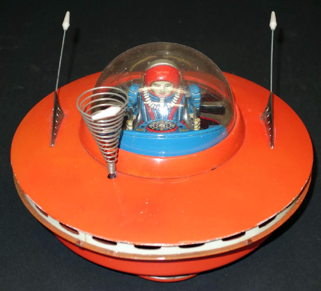 JAPANESE FLYING SAUCER (1 of 1)