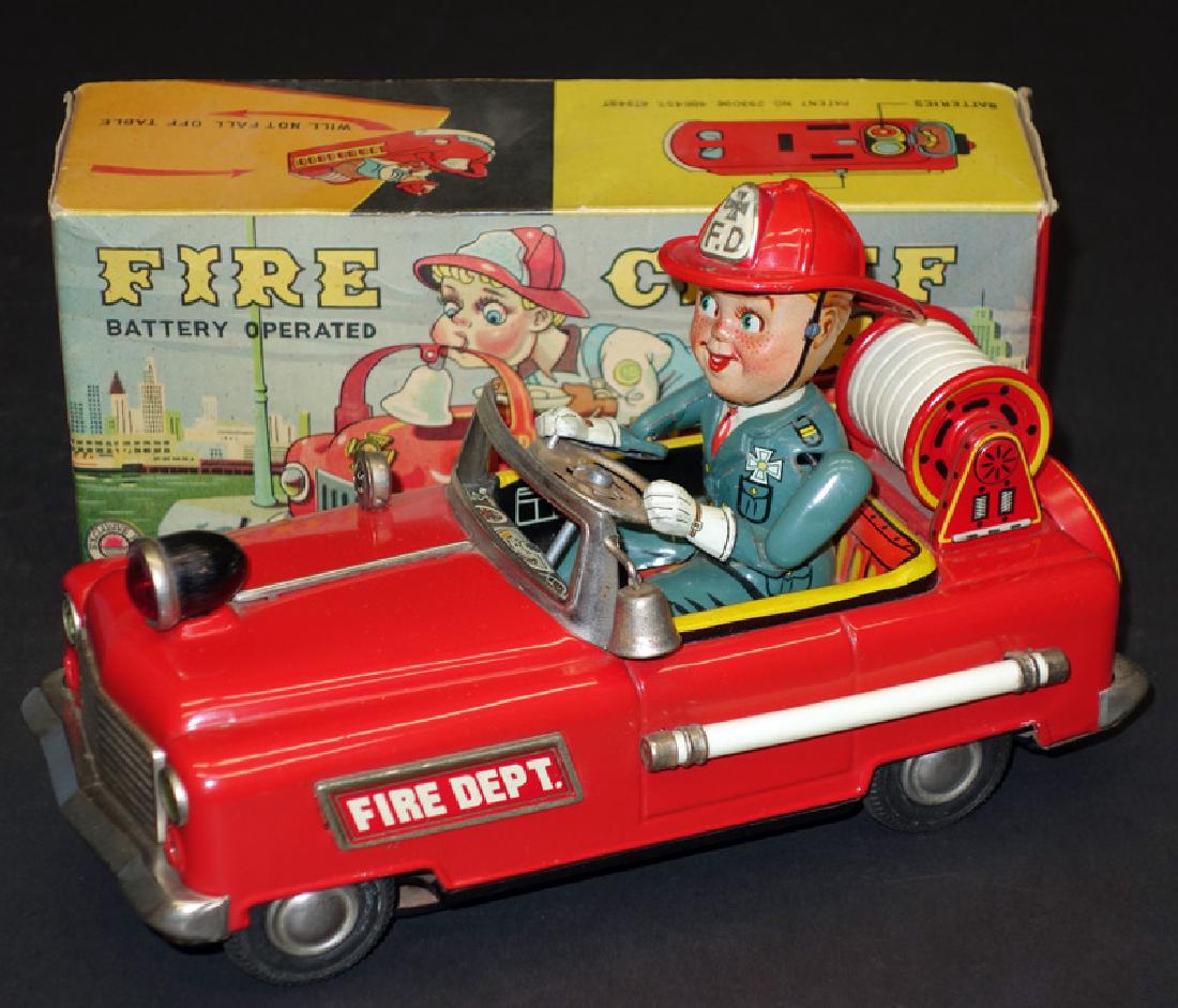 "FIRE CHIEF CAR" BATTERY OP (1 of 1)