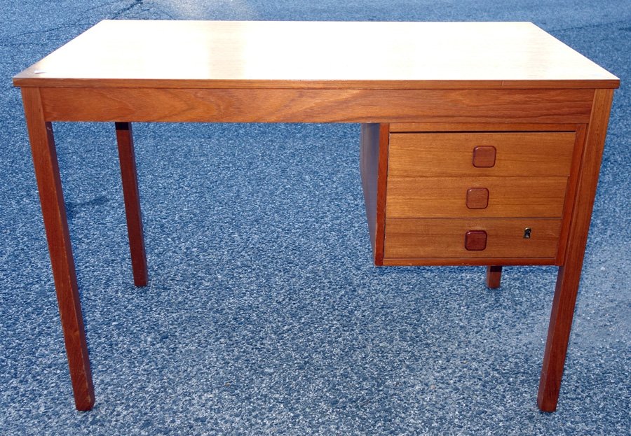 DANISH OFFICE DESK & CHAIR: Beech finish; L-41"