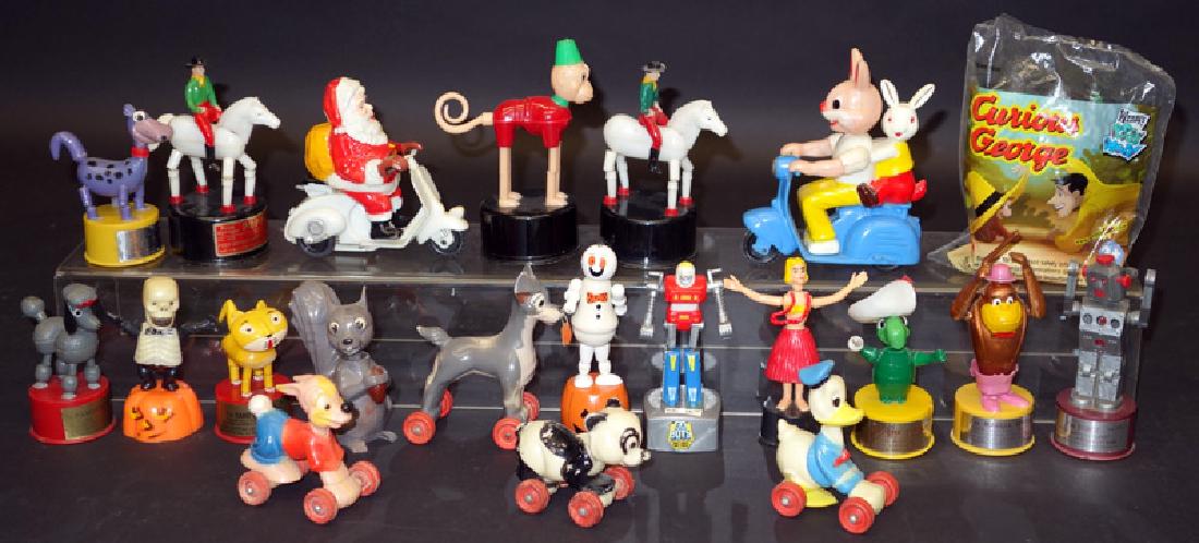 PUSH PUPPETS FLOOR TOYS (21+/-): Plastic; longest L-4", F-VG