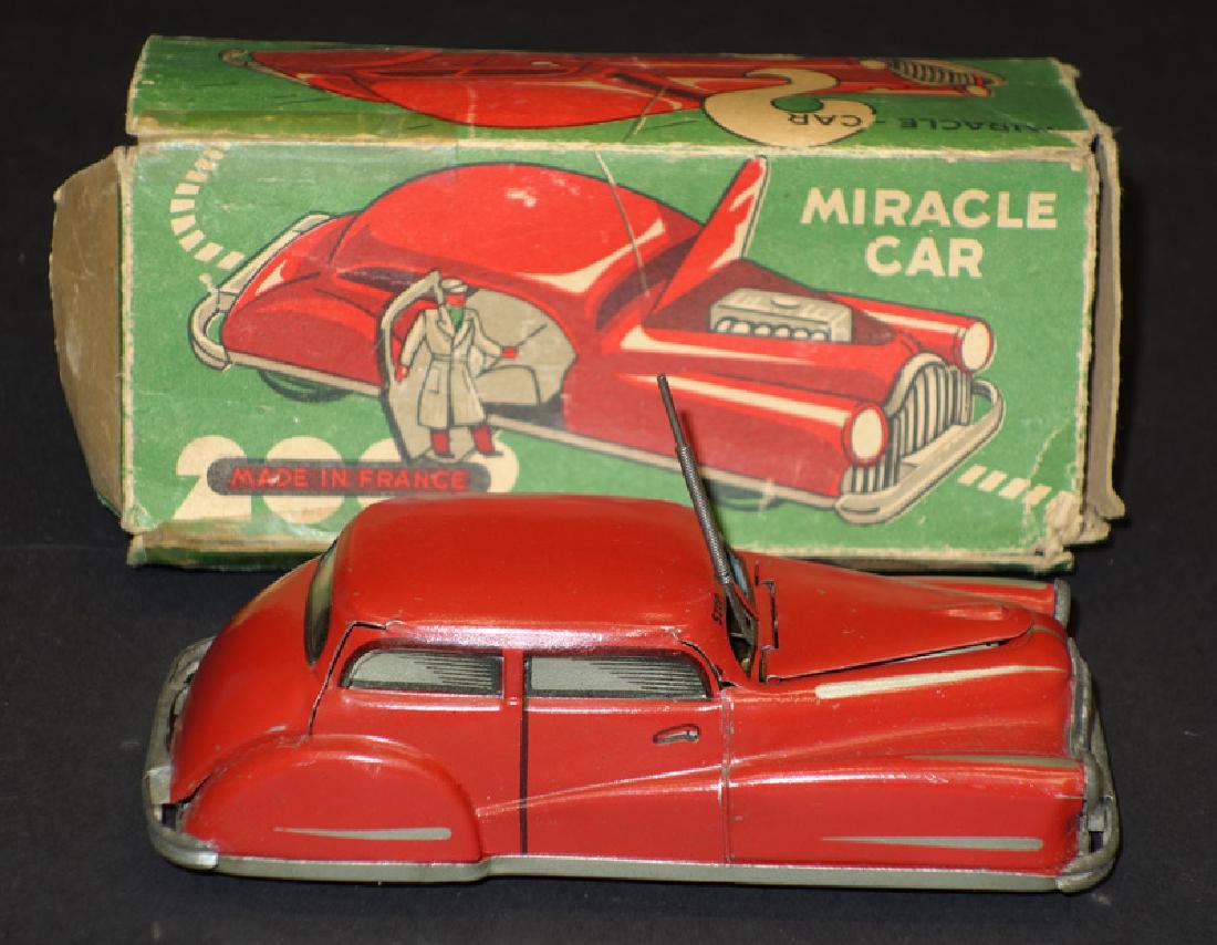 FRENCH "MIRACLE CAR" (1 of 1)