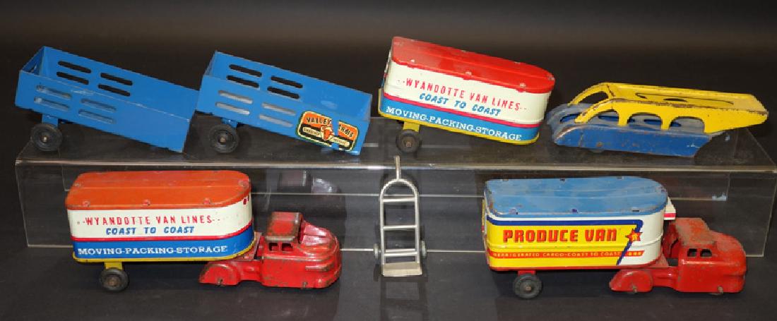 WYANDOTTE TRACTOR TRAILERS (1 of 1)