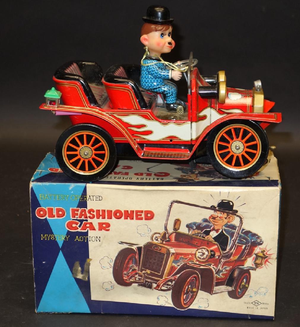 "OLD FASHIONED CAR" BATTERY OP (1 of 1)