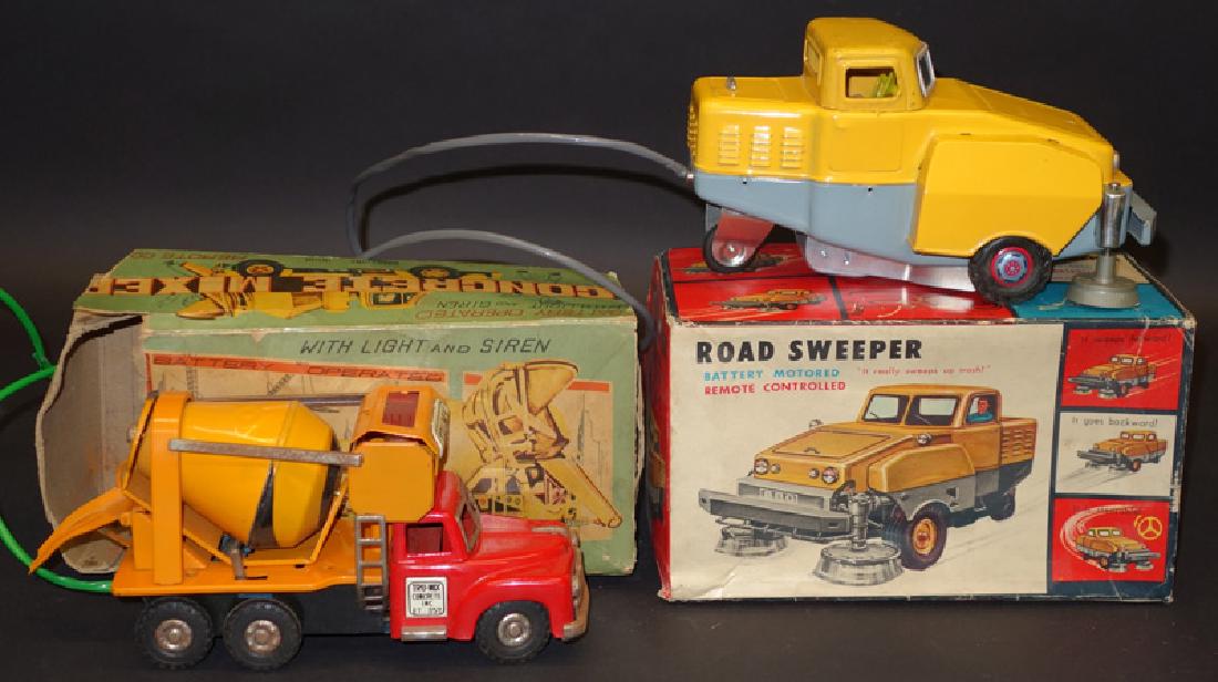 BATTERY OP CONSTRUCTION TOYS (2) (1 of 1)