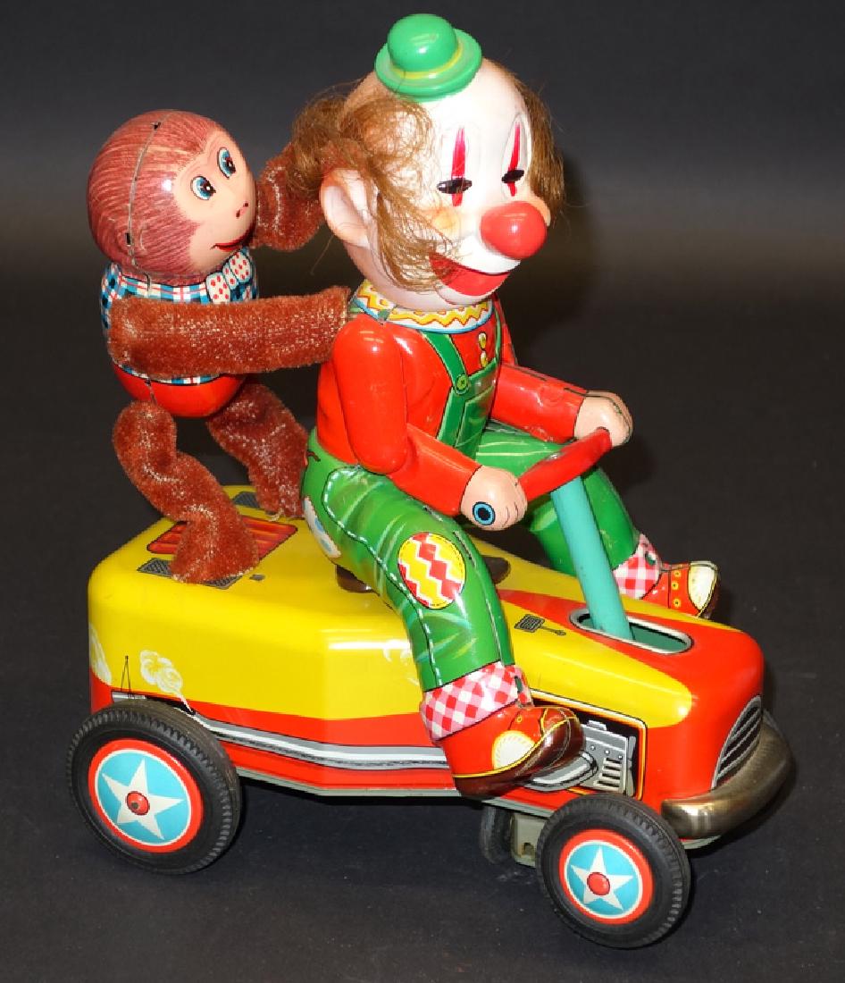 BATTERY OP CLOWN MONKEY CIRCUS CAR (1 of 1)