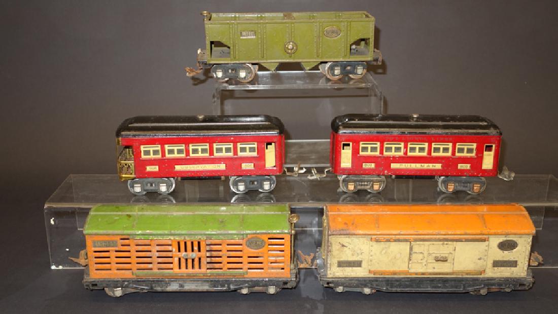LIONEL TIN PLATE CARS (5) (1 of 1)