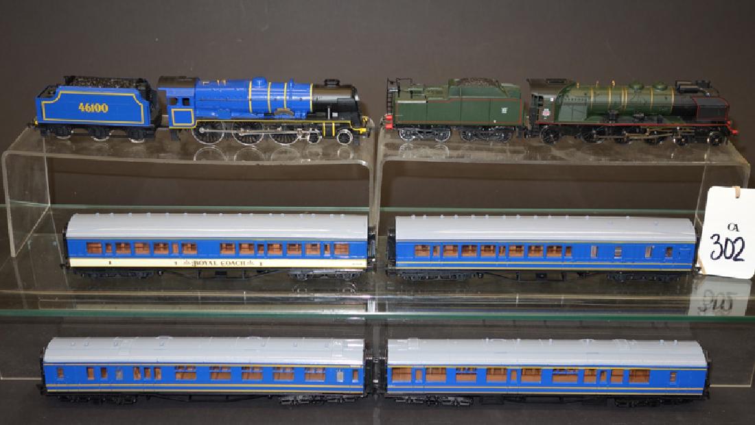 HO SCALE TRAINS & CARS (8) PCS. (1 of 1)
