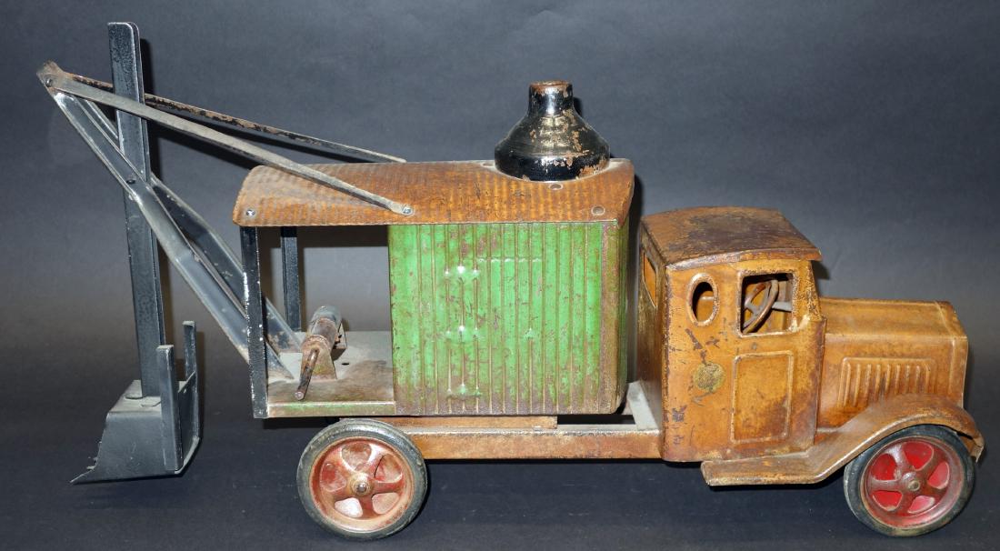 PRESSED STEEL CRANE TRUCK (1 of 1)