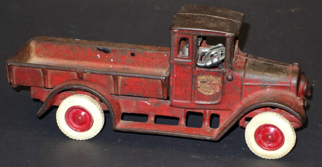 ARCADE RED BABY STATIONARY TRUCK (1 of 1)