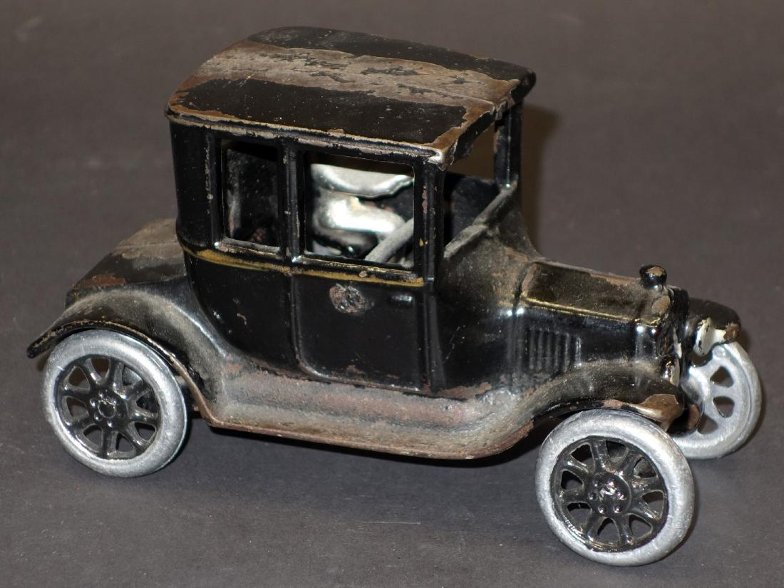 ARCADE COUPE (1 of 1)