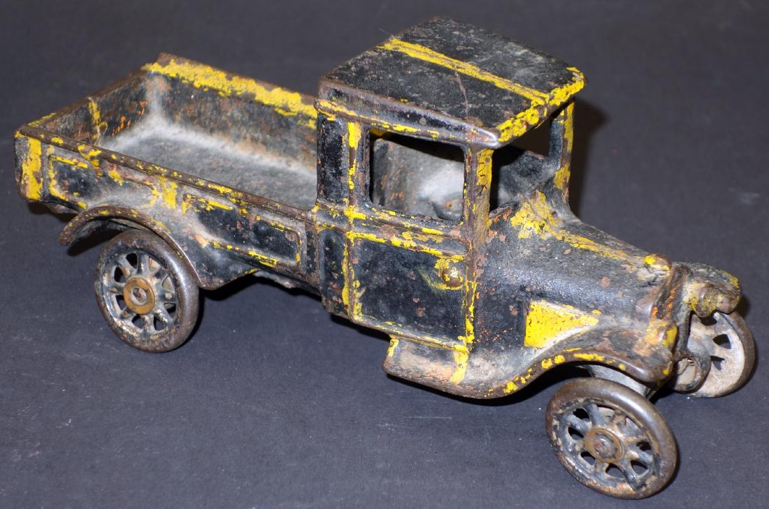 ARCADE FORD TON TRUCK (1 of 1)