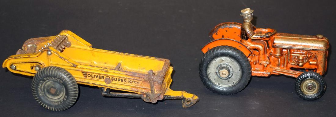 ARCADE OLIVER SPREADER & TRACTOR (2) (1 of 1)