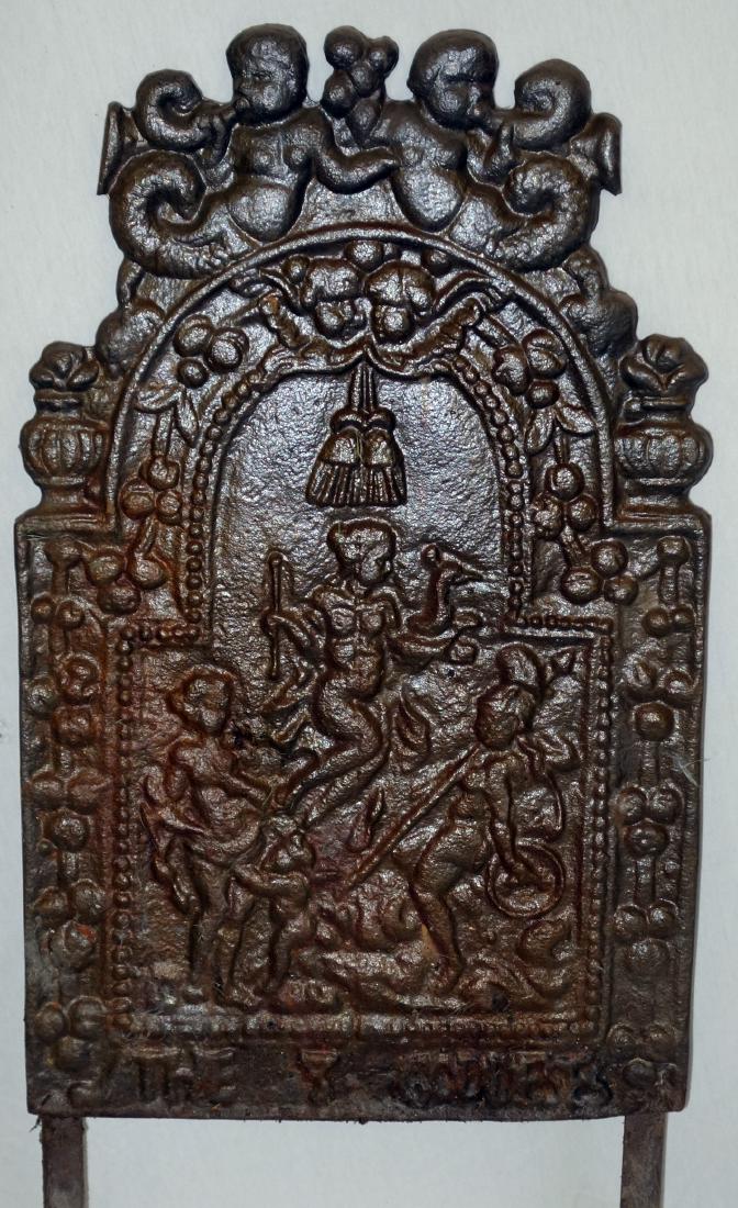 CAST IRON FIRE BACK (1 of 1)