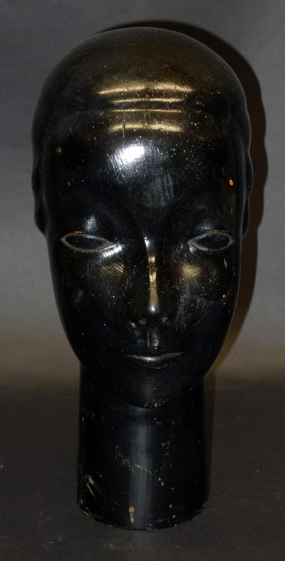 DECO HEAD DISPLAY (1 of 1)