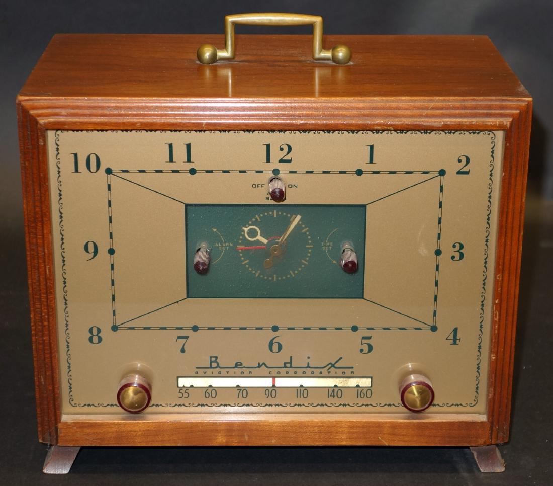 BENDIX CLOCK RADIO (1 of 1)