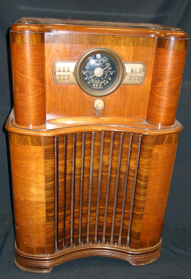 Zenith Floor Model Radio Jun 23 2018 Richard Opfer