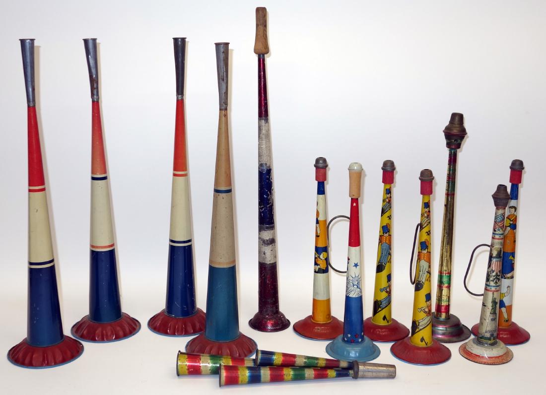 VINTAGE TIN HORNS (13+/)